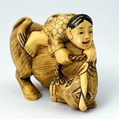 японская старинная нэцка из слоновой кости