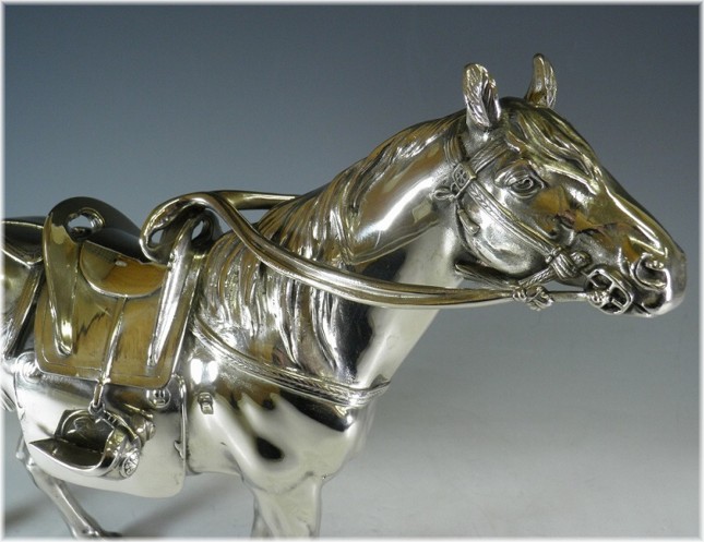 Священная Лошадь, фигура из серебра, Япония, 1900-20-е гг.