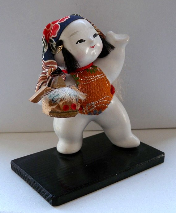 японская кукла