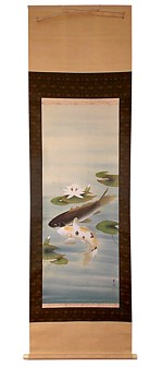 японский рисунок на свитке Карпы в пруду
