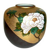японская фарфоровая ваза КУТАНИ с белым пионом